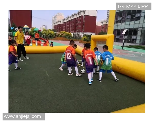 畅享足球乐趣一键下载噜啦足球应用尽在掌握中 畅享足球乐趣一键下载噜啦足球应用尽在掌握中