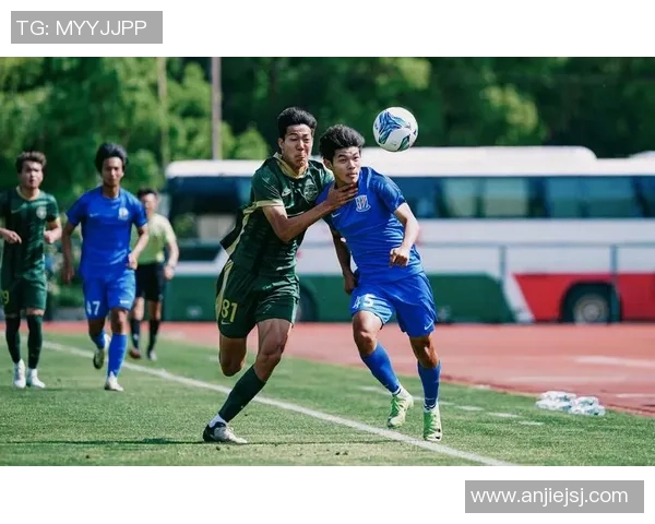 穆教练足球:从青训到职业联赛的全方位培养与发展之路 穆教练足球:从青训到职业联赛的全方位培养与发展之路