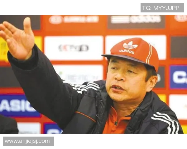 足球员因涉嫌犯罪被判刑入狱引发社会热议与反思 足球员因涉嫌犯罪被判刑入狱引发社会热议与反思